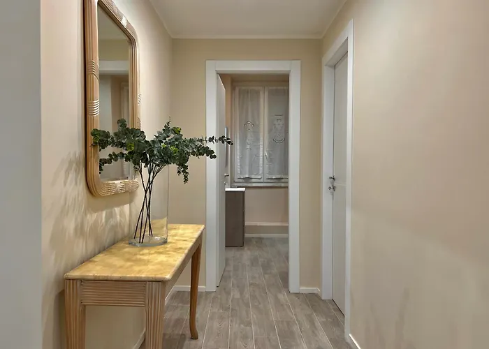 Lomellini One Apartman *